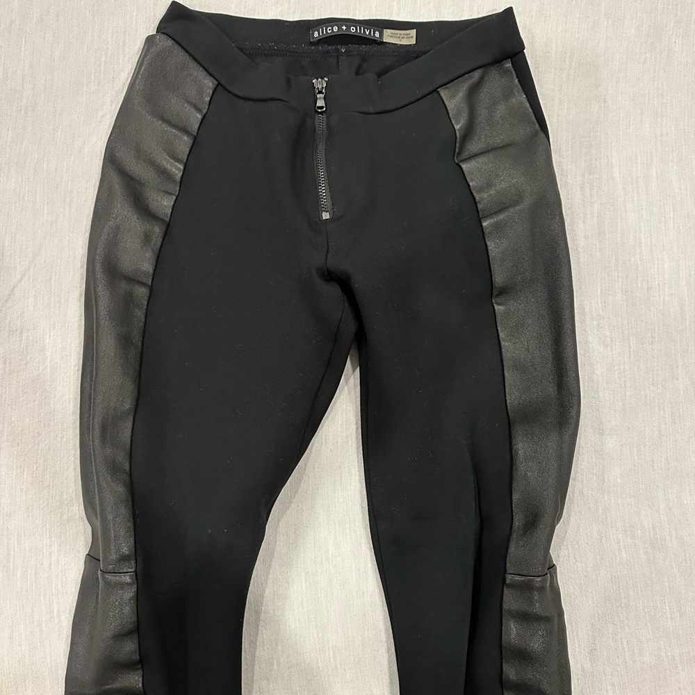 Alice and Olivia Black Leggings with Leather Side Panels